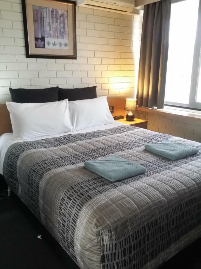 白色庄园汽车旅馆 库马 外观 照片